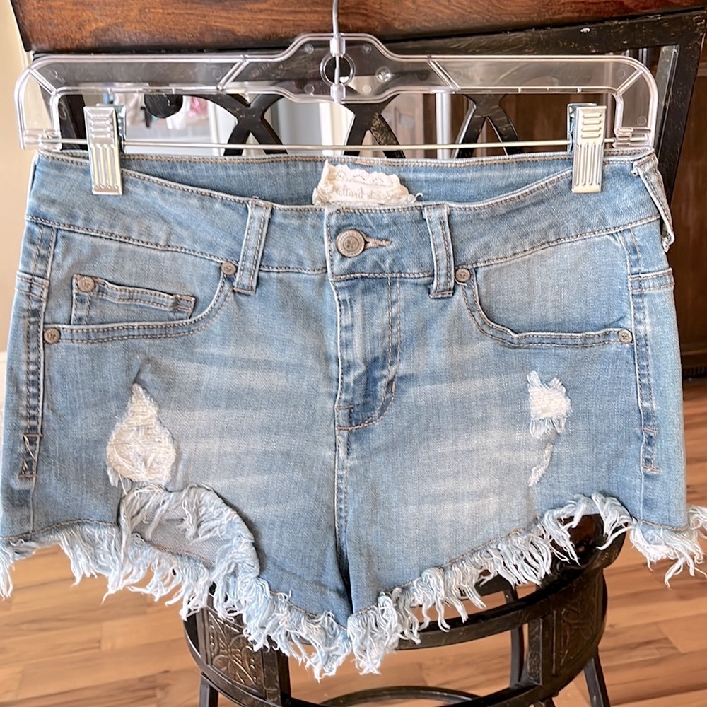 Altard State Jean Shorts Cutoffs Distressed Denim Womens 3 New